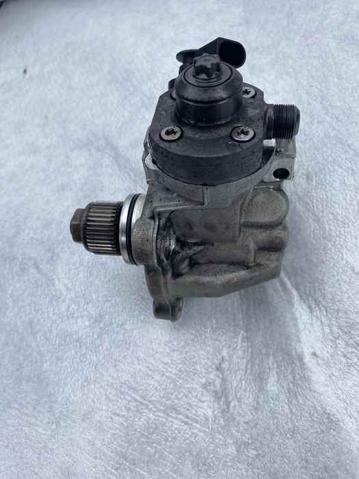 Pompa inalta presiune 059130755CS Audi A4 S4 A5 S5 A7 A9 Q7 Q8 3.0TDI