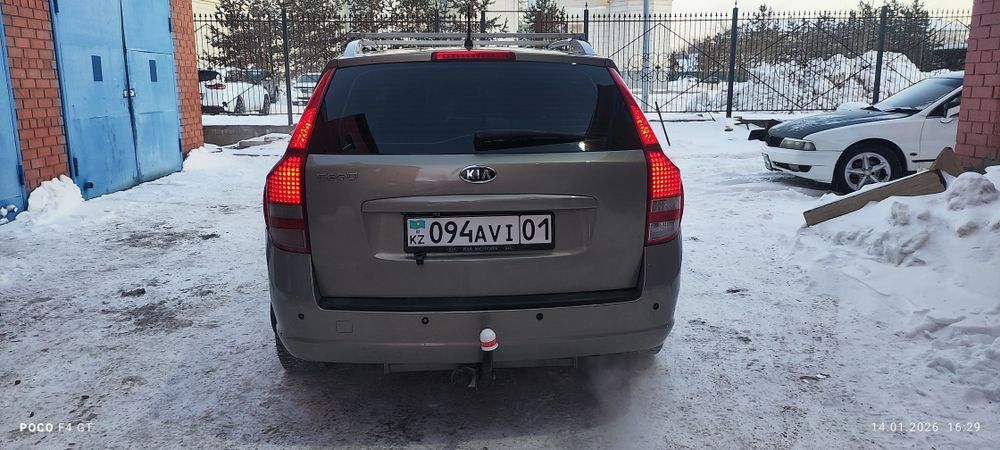Продам KIA CEE'D 1,6л АКПП 2010г.