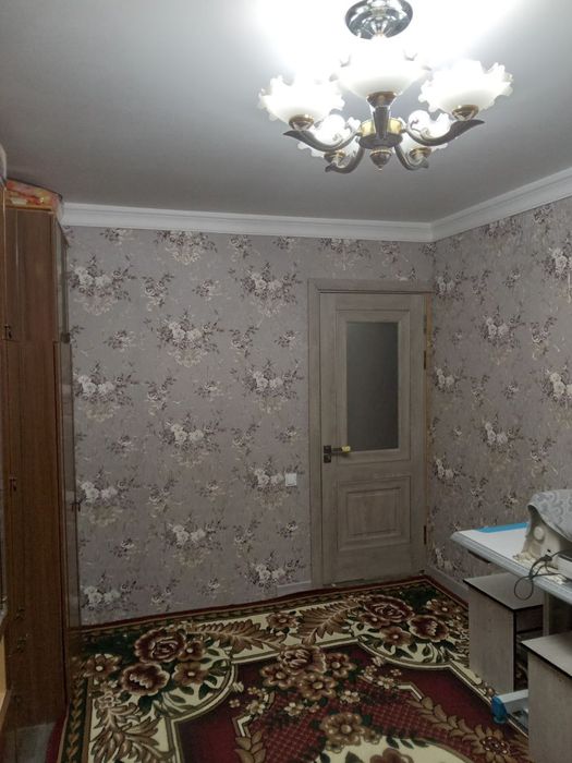 3xonalik kvartira  sotiladi guliverga 3etaj