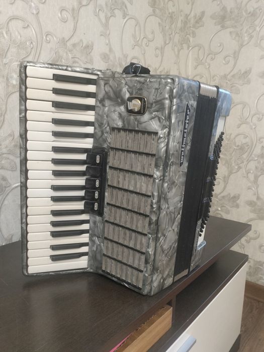 Аккордеон в отличном состоянии