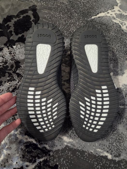 Adidas Yeezy 350 v2