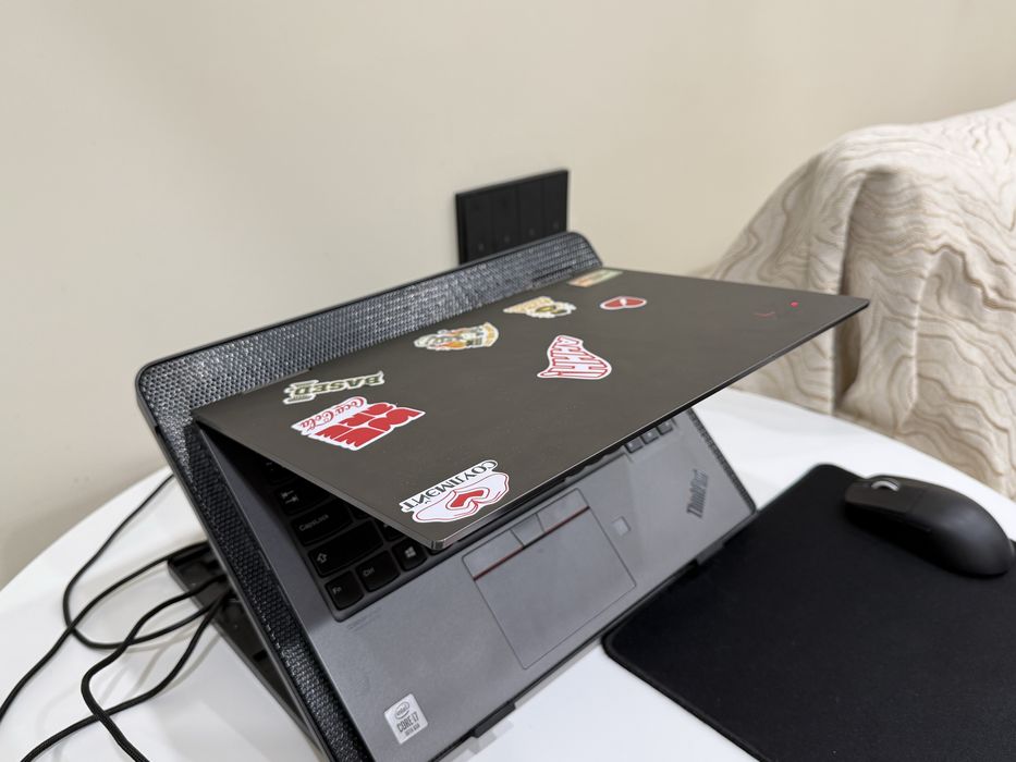 Lenovo ThinkPad X1 Yoga Gen5