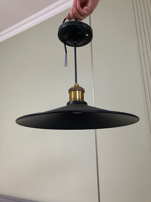 Подвесной светильник (люстра)