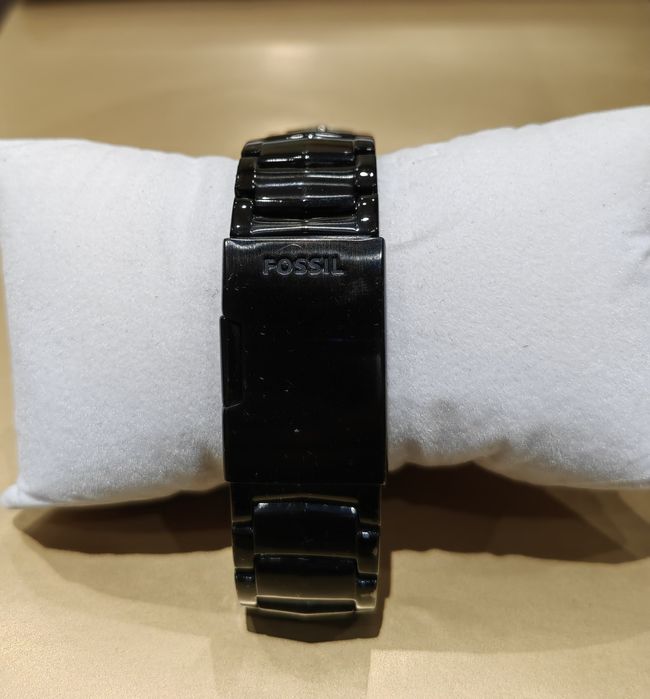 Часовник Fossil.