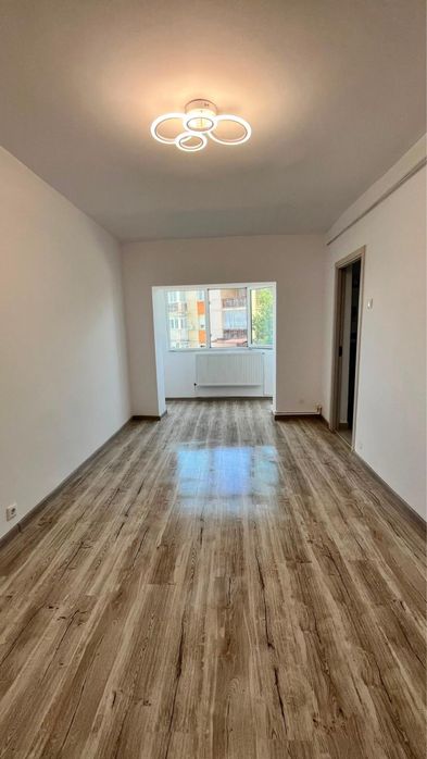 De vanzare: Garsoniera-Strada Aleea Suica, bl 57