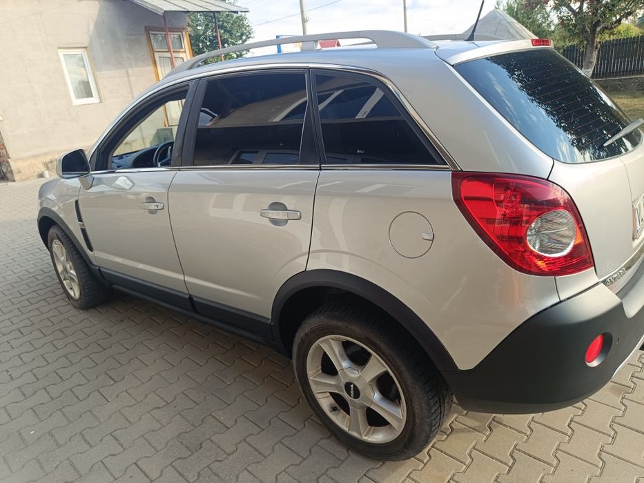 Vând Opel Antara