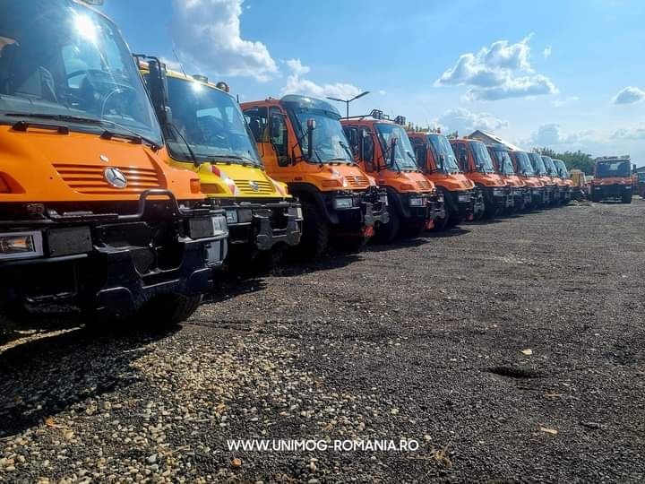 UNIMOG U500 U400 U300 4X4