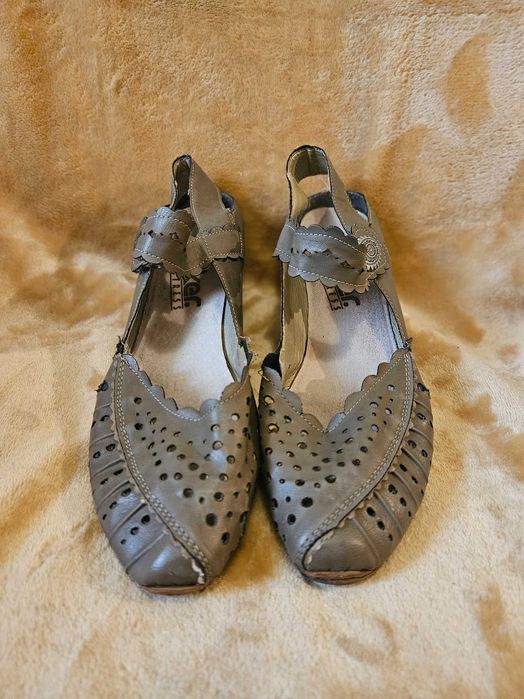 Sandale piele perforata Rieker 38