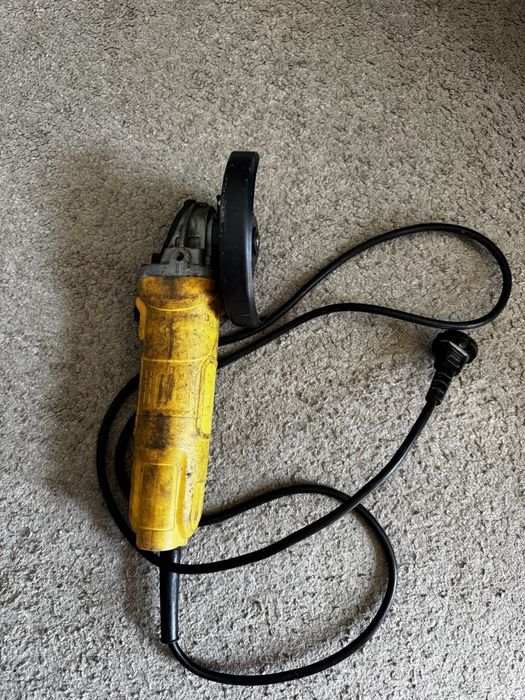 Ушм 125 мм DeWalt