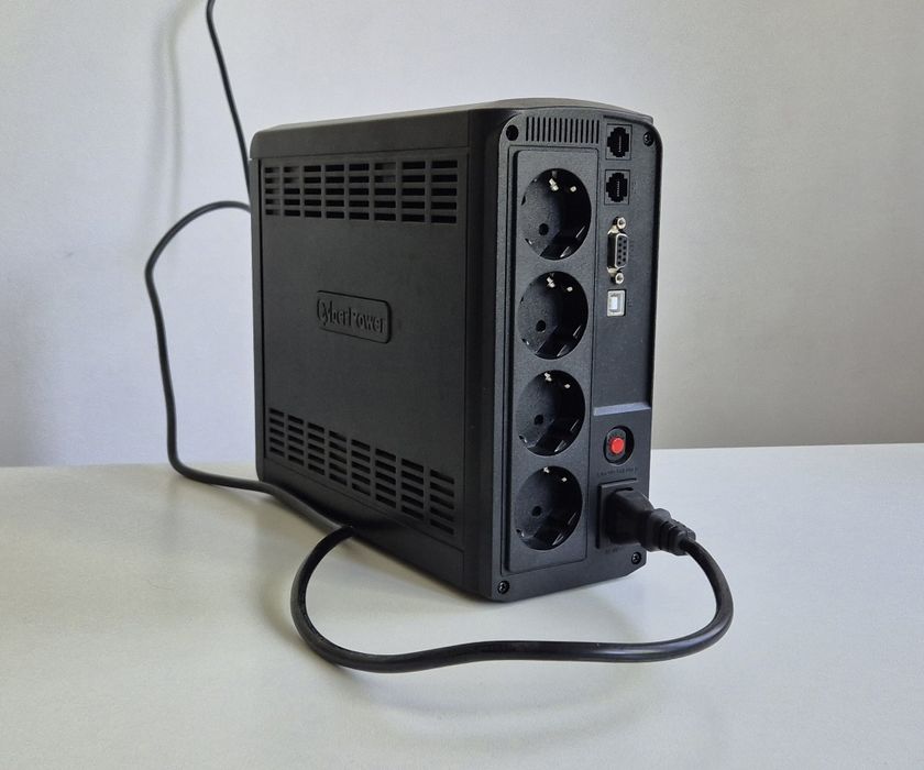 UPS CyberPower VP1000ELCD 1000VA / 550W