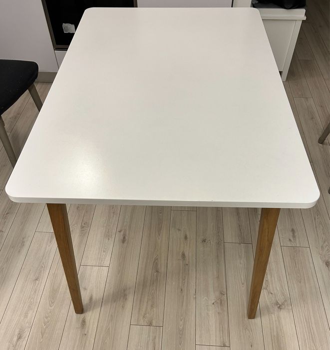 Masa bucatarie 120x80 in stil scandinav la super pret