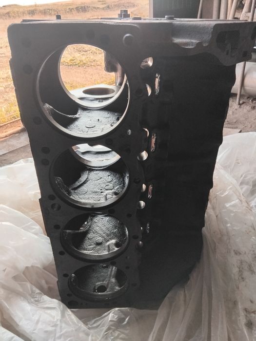 Продам блок зил 130