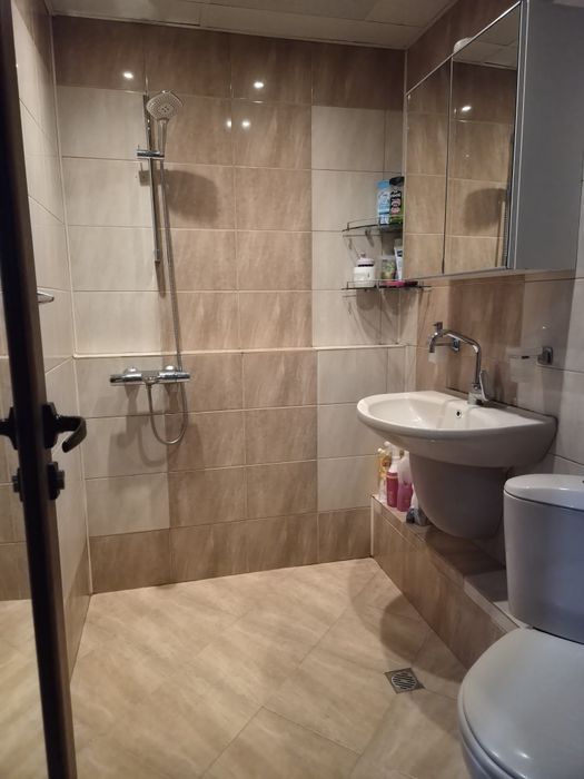 Продава се Двустаен апартамент в Благоевград, Еленово 1 - 63 кв.м за 583 €/кв.м - Снимка #12