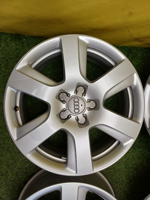 Диски R17 5x112 на Audi ОРИГИНАЛ