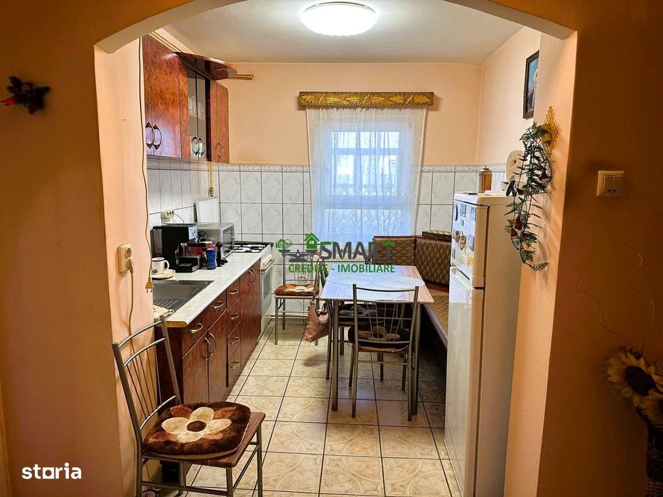 Apartament decomandat Traian Zona Republicii 74 000 euro Etaj 3