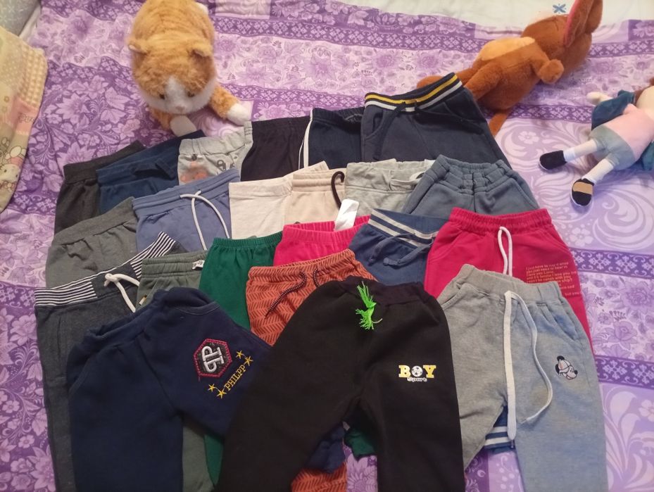 Продам детские вещи