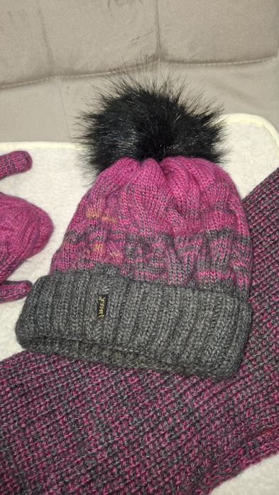 Продам зимний набор для девочки