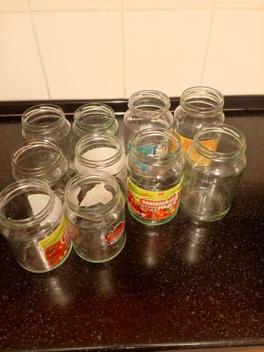 Продам банки  0.7 и 09