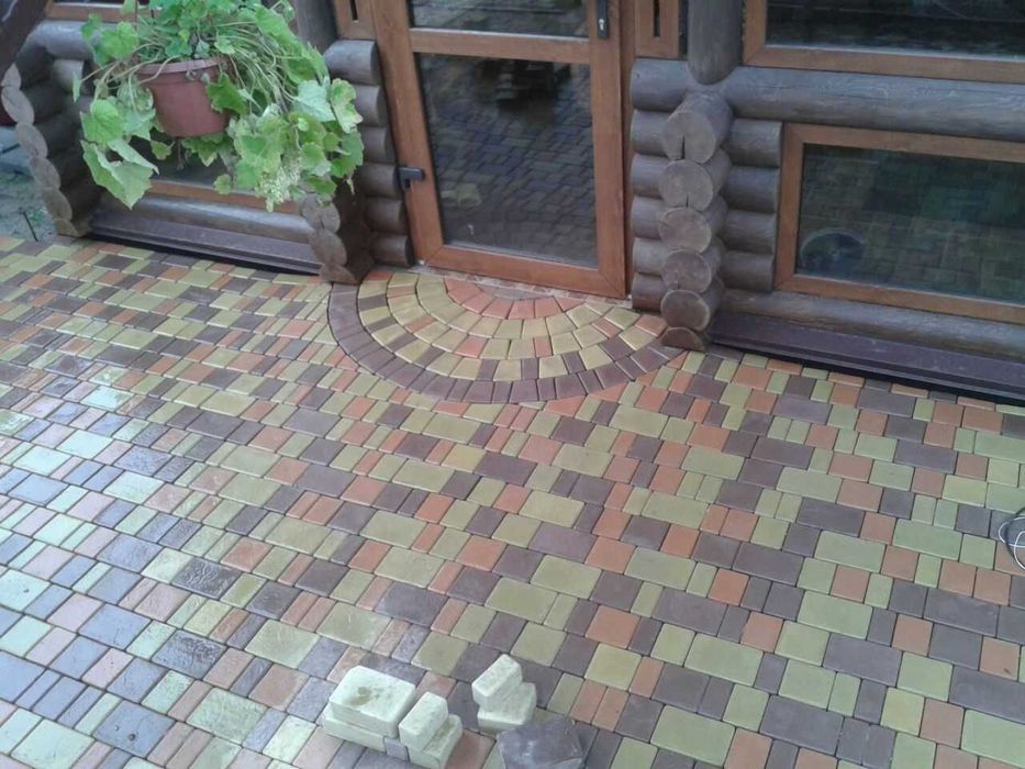 Брусчатка , бордюр, водостоки