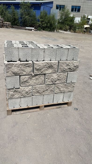 Рваные сплитерные блоки ( рваный кирпич)