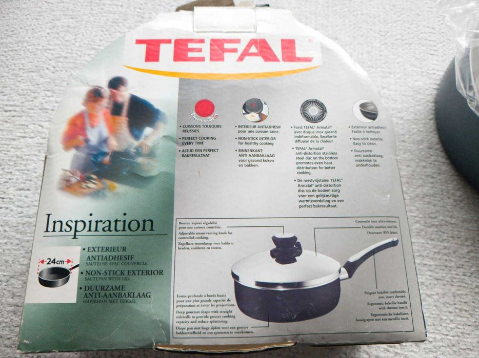 Tigaie Tefal,24 cm,cu capac,nefolosita.Nu este pt inductie.Made France