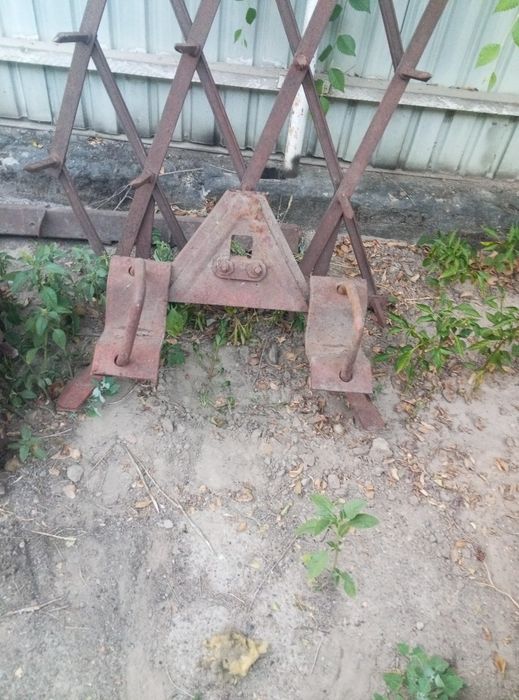 Продам ещё советские новые лапы ,бороны.
