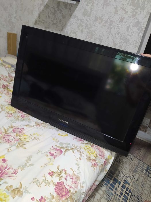 Телевизор Samsung 32