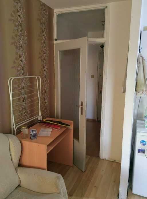 Дава се под наем Едностаен апартамент в София, Център - 30 кв.м за 375 € - Снимка #2