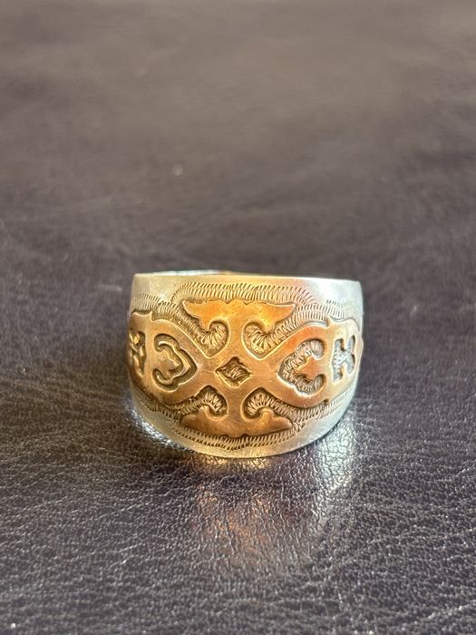 Кольцо с пробой