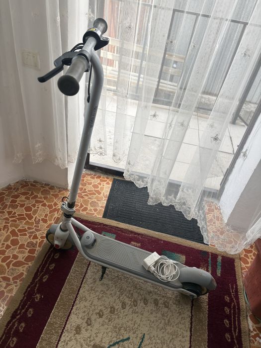 Продам электросамокат Ninebot Xiaome