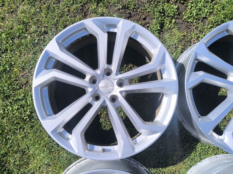 Dezent TA 20 цола джанти за Hyundai Mazda Nissan Honda 5x114.3