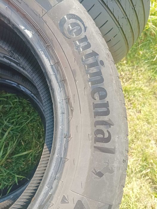 Гуми Continental 215/60/17