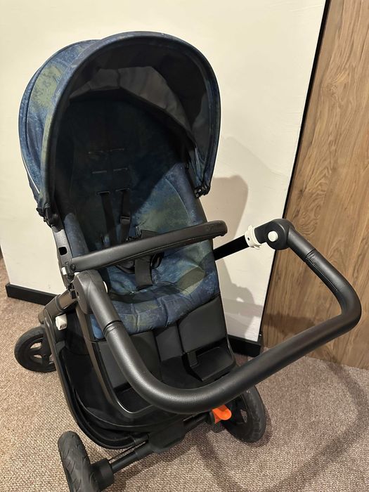 Детска количка Stokke Trailz в лимитиран цвят KOMPLEKT два коша и столче за кола (с база isofix)