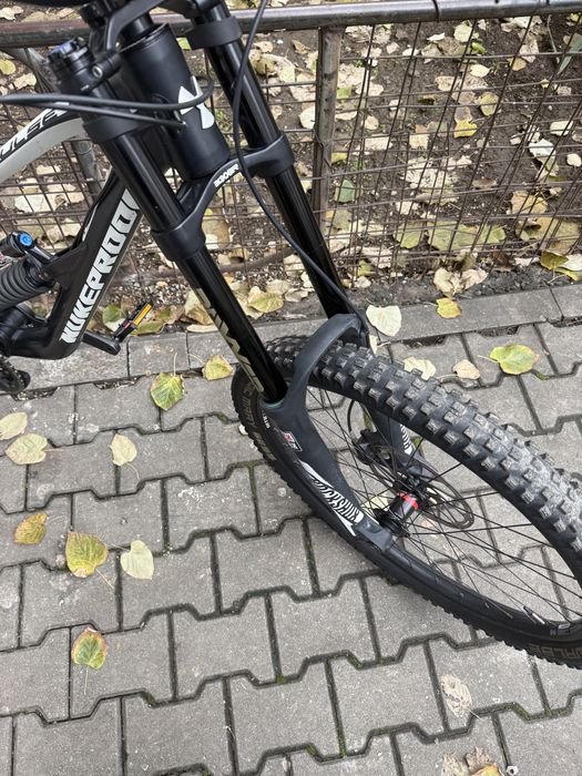 Bicicleta full suspension Nukeproof pulse comp