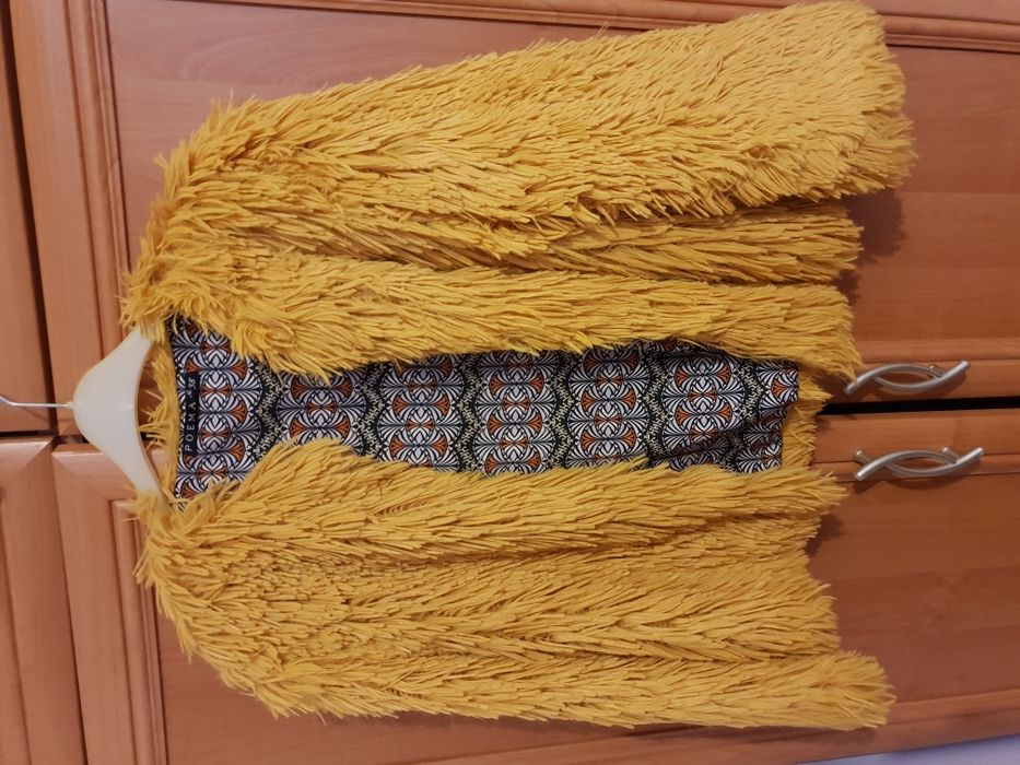 Bolerou elegant si pufos