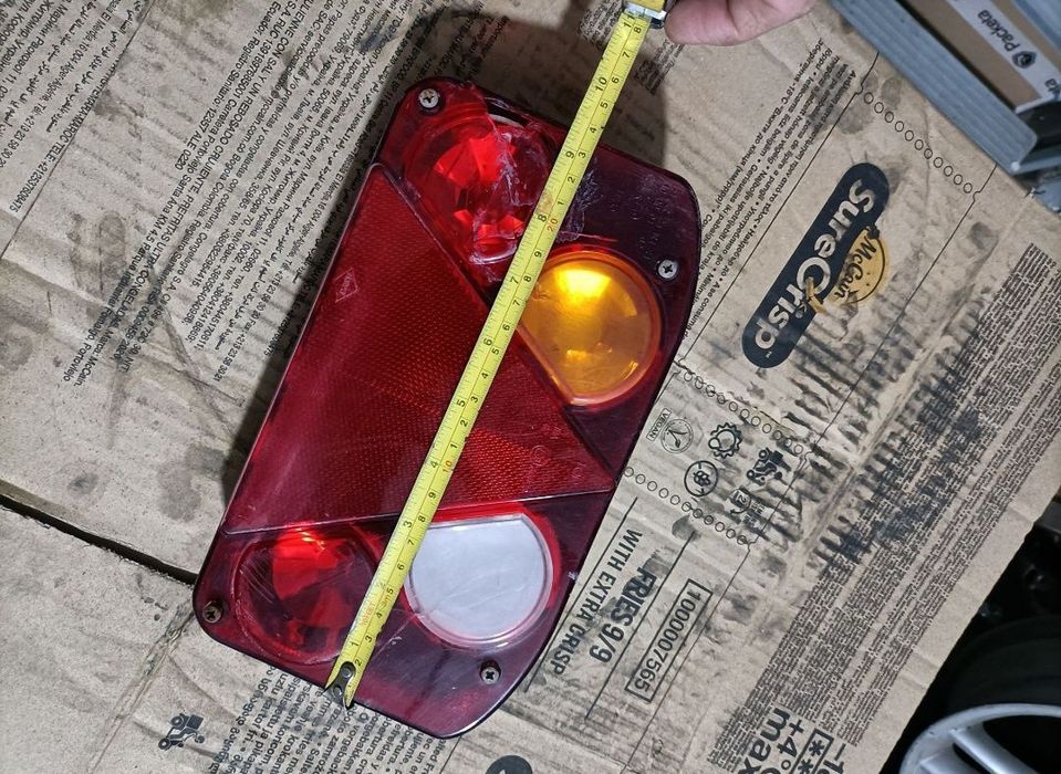 Lampă triplă stop la remorca, bluza baby