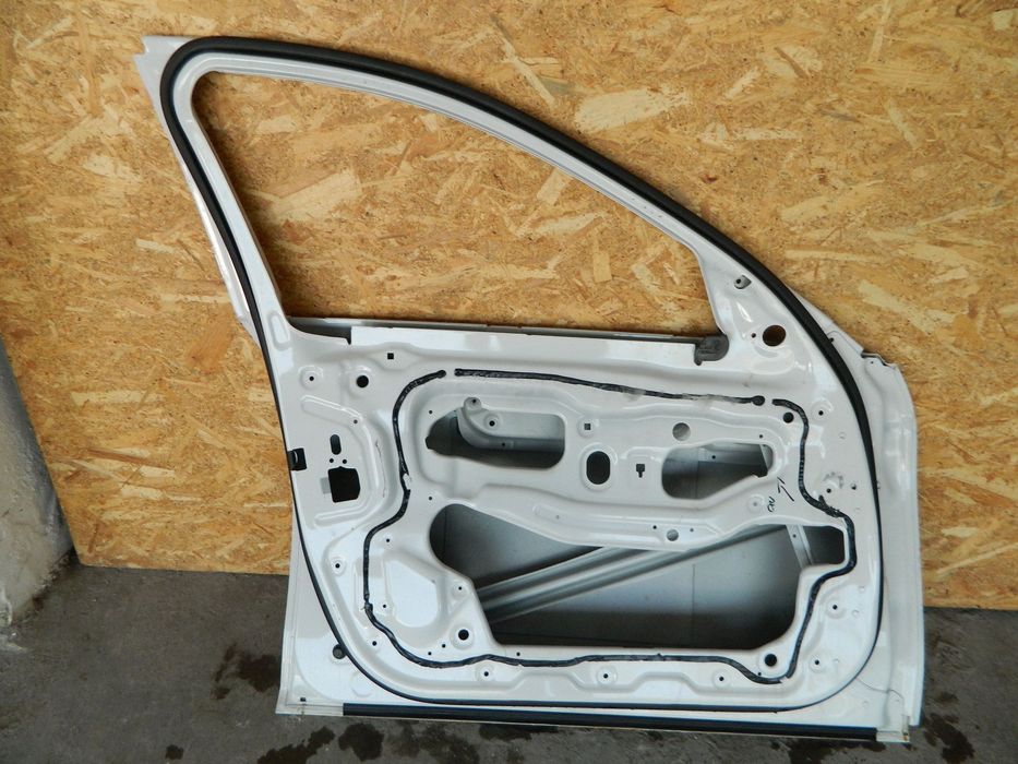 Usa stanga fata BMW Seria 5, F10, F11, 2010, 2011, 2012, 2013, 2014, 2015