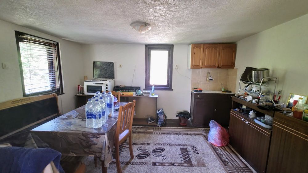 Продава се къща в кв. Църква, гр. Перник