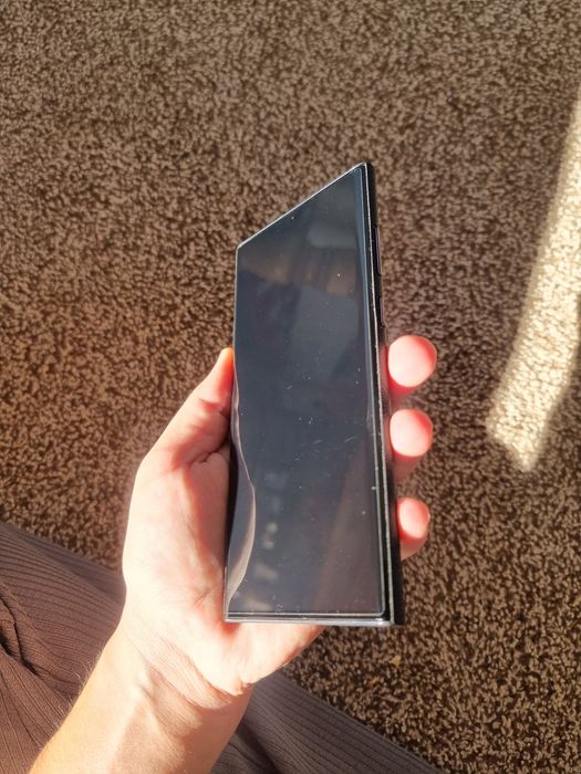 Samsung galaxy S22 Ultra + Galaxy watch 8