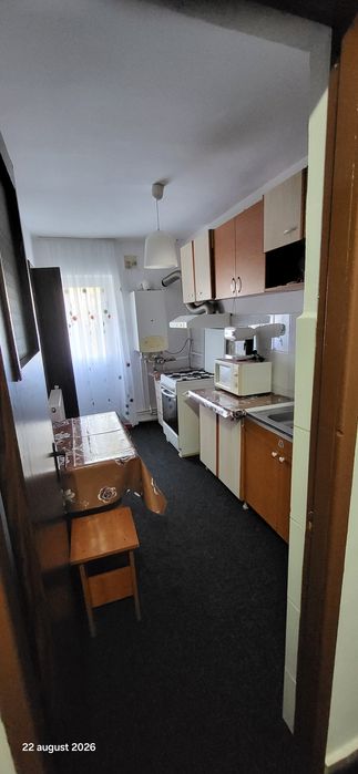 Apartament de închiriat/loc parcare inclus — fotografia 3