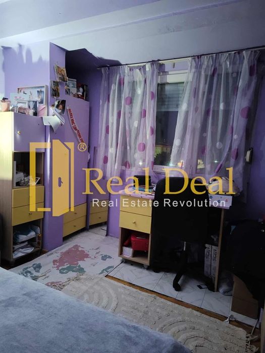 Продава се Четиристаен апартамент в Елин Пелин - 96 кв.м за 2011 €/кв.м - Снимка #8