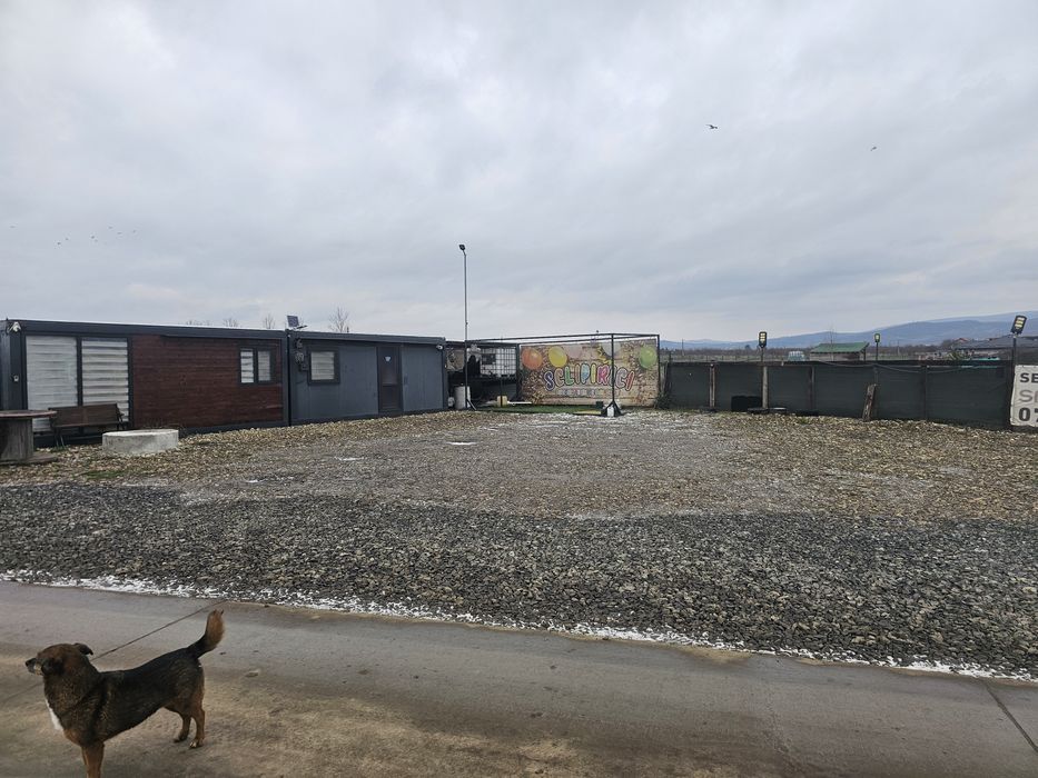 Inchiriez spatiu / Inchiriez container