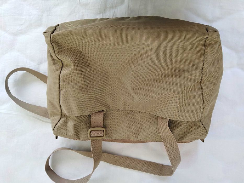 НОВА Вershka,Mandarina Duck,и др.