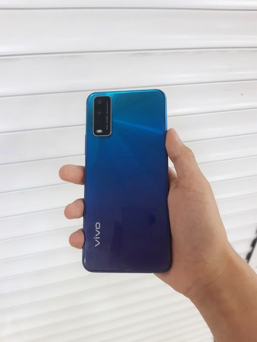 Продам Vivo y20 32gb