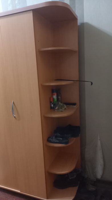 Продам шкаф для вещей.