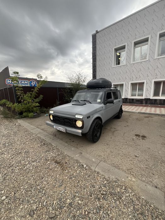 Продам нива с прицепом