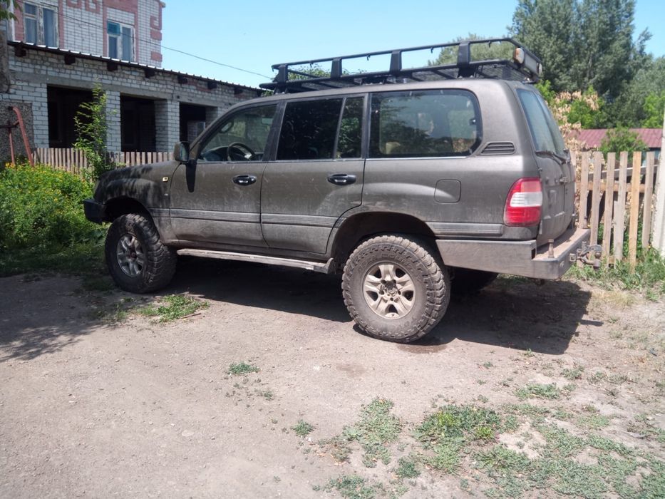 Toyota Land Cruiser 105 GX
