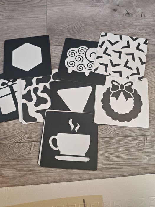 Vând set carduri stimulare bebe, preț 20 lei