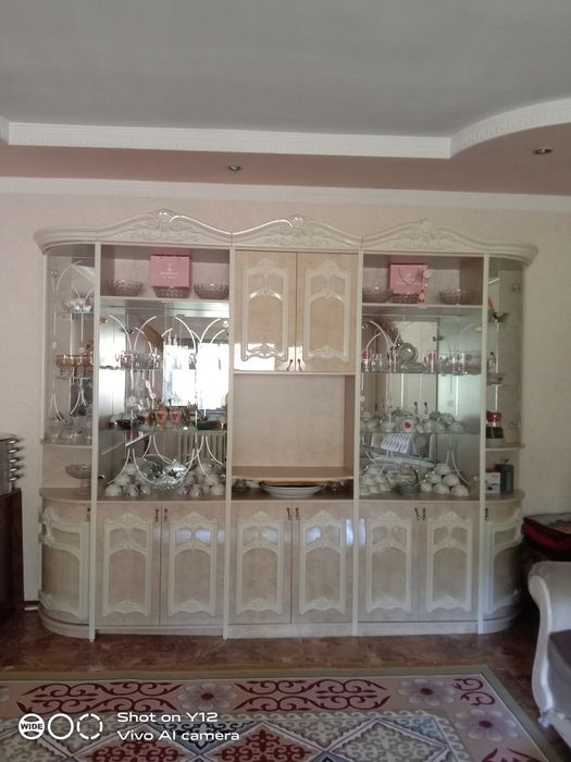 Сервант. Срочно. Торг!