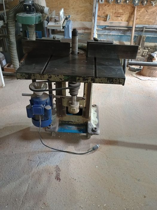 Freza de tâmplărie monofazica cu ax de 30 mm